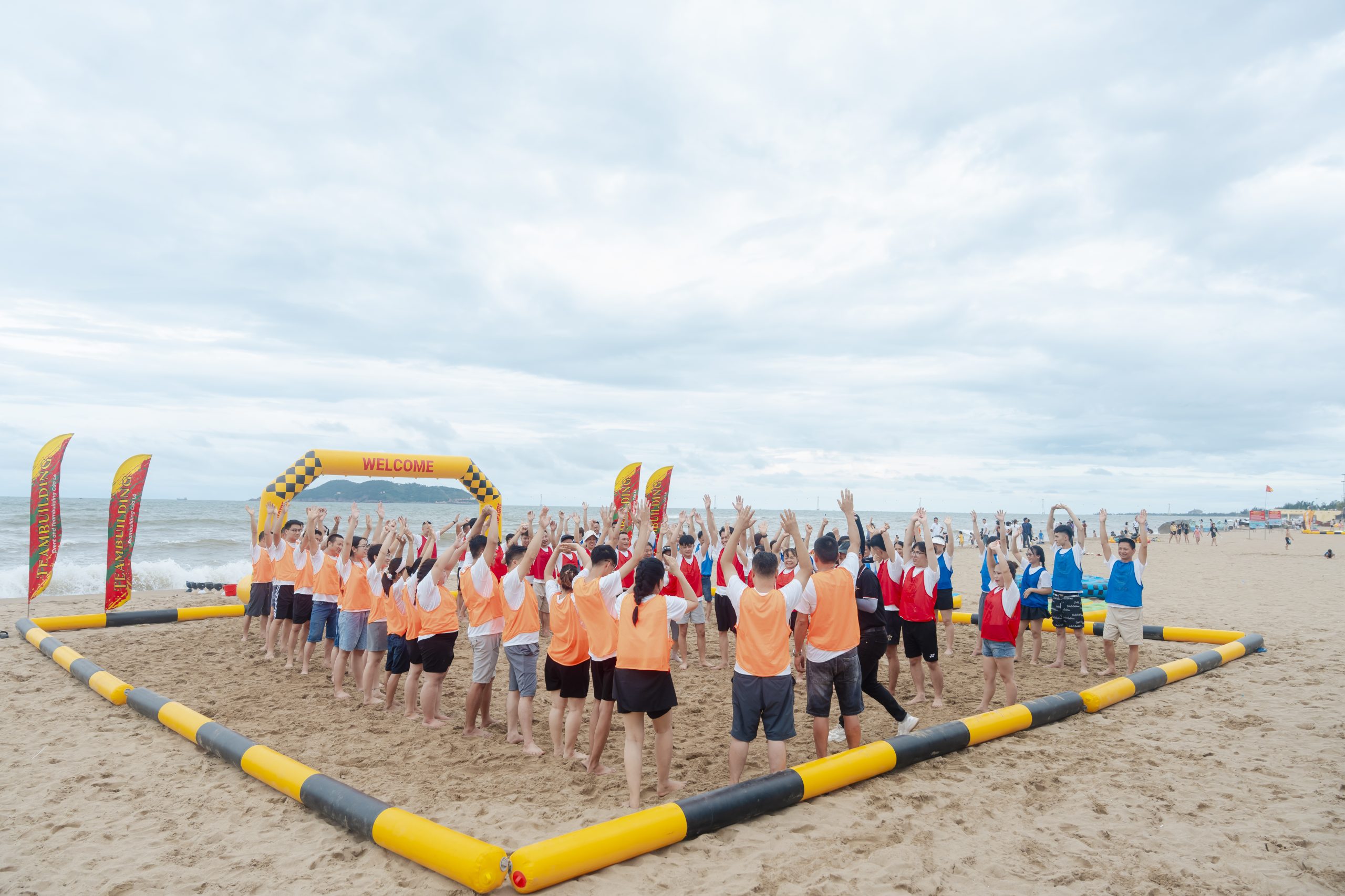 các đội chơi tranh đấu nhiệt huyết tại team building đại long 2026